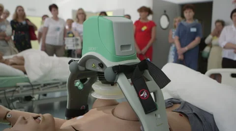 Resuscitation machine presentation Video stock 64670764