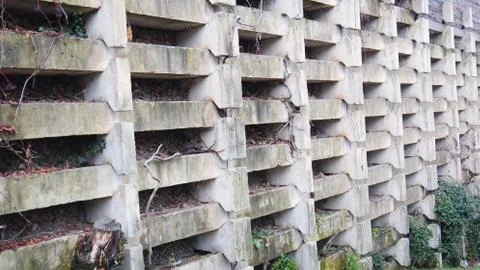 Retaining wall concrete Stock Photos