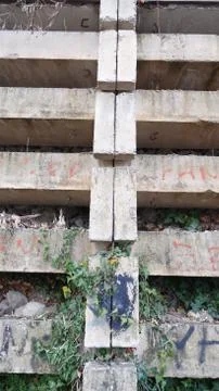 Retaining wall concrete Stock Photos