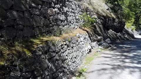Retention wall in Himalayas Vídeos de archivo 95596579