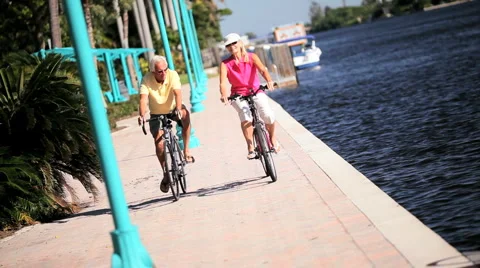 Retirement Cycling Exercise Vidéo 958880