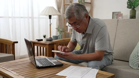 Retirement financial planning concept. Vídeo Stock 199084512