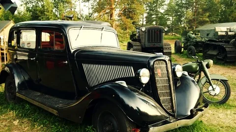 Retro-car Video stock 96333271