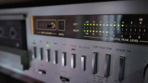 Retro cassette player from the 80s. The VU meter levels Vídeo Stock 283662027