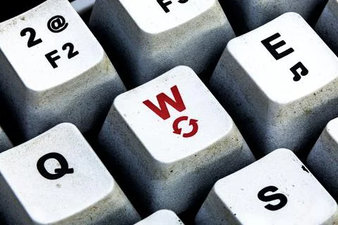 Retro Keyboard with W button in red color. W button keyboard in close up macr Foto stock