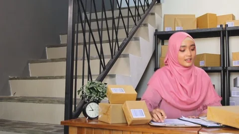 Returning package to delivery service Stock Footage 94975648