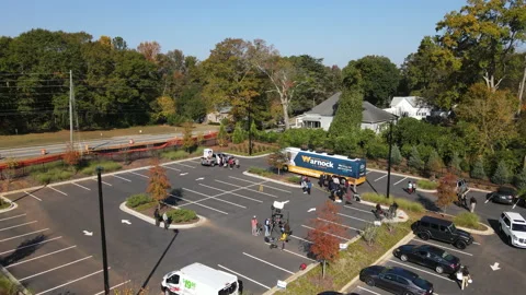 Rev Raphael Warnock campaign Bus 4k50p 스톡 동영상 231778111