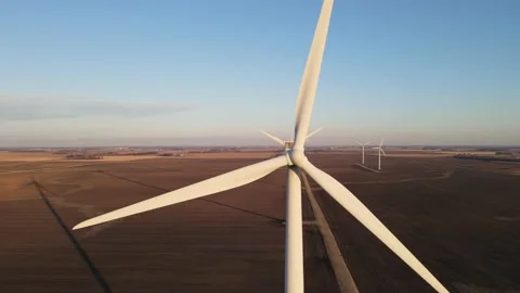 Reveal 2 Stock Footage 144714333