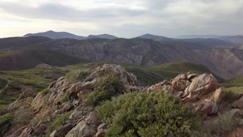 Reveal of long range mountains Video stock 221376005
