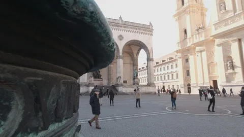 Reveal of Odeonsplatz in Munich Stock Footage 126314589