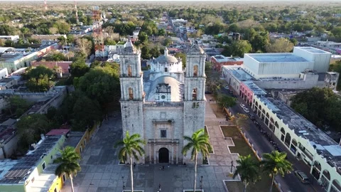 Revealing drone shot of the main square and cathedral in Valladolid, Mexico Stock Footage 331519340