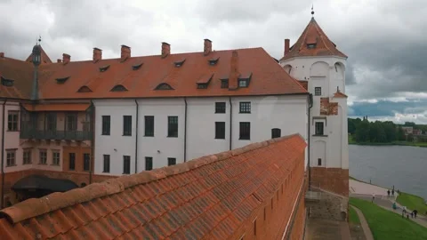 Revealing view of the mir castle complex in belarus Stock Footage 322664679