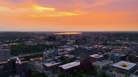 Reverent Position in Coordination - Syracuse, NY 库存影片 336473556