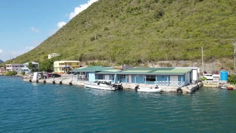 Reverse aerial, West End - Saint John Ferry Terminal, Brtish Virgin Islands Vídeos de archivo 169149270