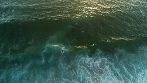 Reverse ascent from surfer on wave, 4k 25fps, NSW, Australia Stock Footage 102357297