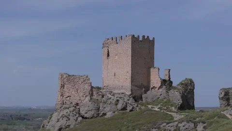 Reverse flight in the castle of Oreja 9th century in the foreground the Stock Footage 275163162