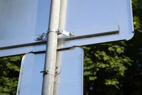 Reverse side of road signs Foto stock