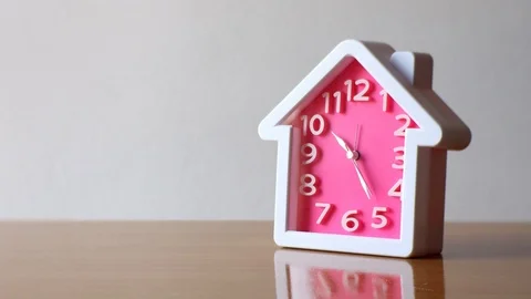 Reverse timelapse clock work with close up view Stock Footage 111407043