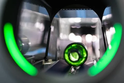 Reverse vending machine, PET crusher Foto stock