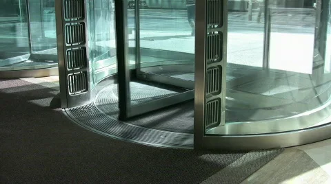 Revolving door. Video stock 543388