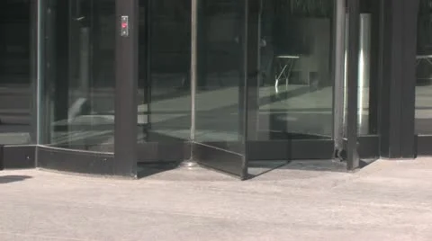 Revolving Doors Vídeos de archivo 18441518