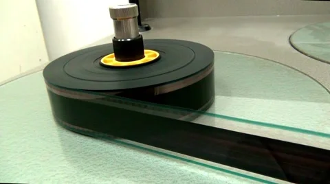 Rewindforward the tape Vídeo Stock 64638687