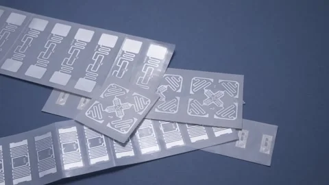 Rfid and antenna transponder for automatic asset tracking Stock Footage 334228037
