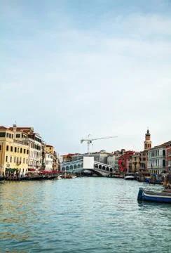 Rialto bridge (Ponte di Rialto) in Venice Stock Photos