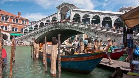 Rialto Bridge Time Lapse Stock Footage 85866783