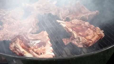 Ribs on the Barbecue Grill Stockbeeldmateriaal 79657960