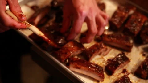 Ribs with barbecue sauce Stockbeeldmateriaal 42429311
