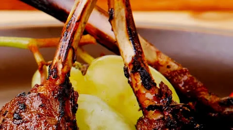 Ribs on dish Vídeos de archivo 26667746