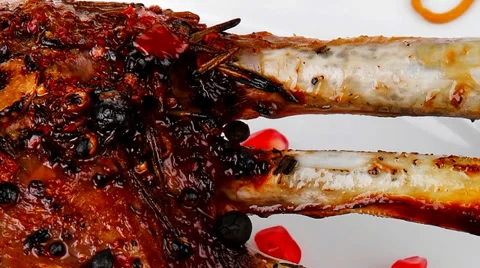 Ribs served on plate Vídeos de archivo 32712818