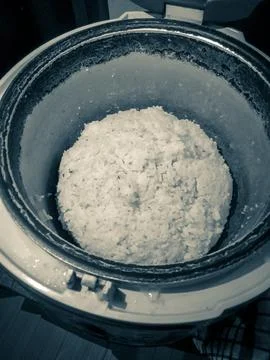 Rice in the cooker Stockfoto's