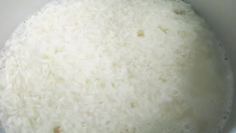 Rice in a pot Stock Footage 136503403