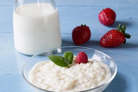 Rice pudding with mint Fotos de archivo