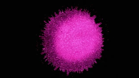 Rich Pink liquid flows onto black background. Macro Abstract liquid paint visual Vídeo Stock 135718262
