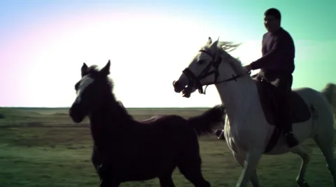 Ride Video stock 1044767