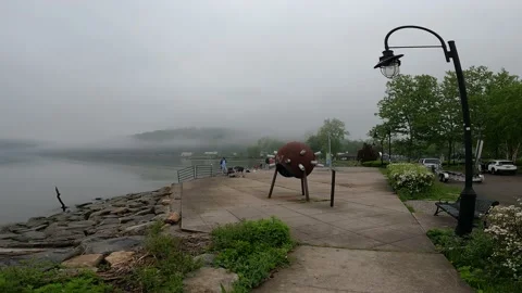 Ride Through Peekskill Riverfront Viewing 911 Monument Vídeo Stock 195054390