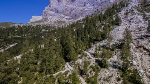 Riding the gondola up from the base of a mountain. time lapse. Stock Footage 68312993