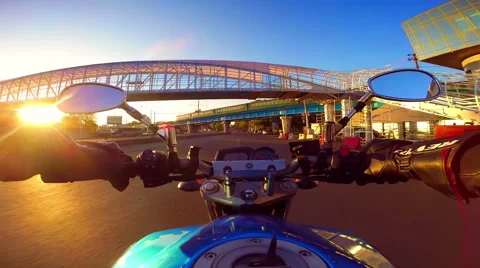 Riding a motorcycle in a city Video stock 45289861