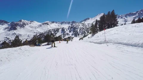Riding in mountains down piste on alpine skiing resort POV 動画素材 106488904