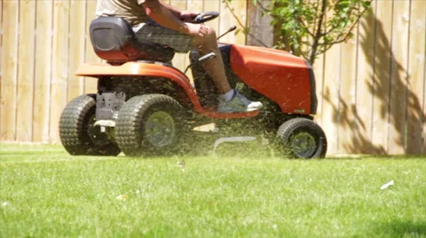 Riding Mower 2 動画素材 38891883