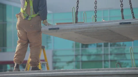 RIGGER Construction SITE Worker Video stock 31392399