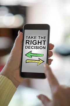 Right decision concept on a smartphone 스톡 사진