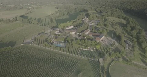 Right to Left Aerial Flyby of Tuscan Hills in Bucine, Italy Stock Footage 343932018