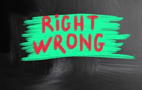 Right wrong handwritten with chalk on a blackboard 스톡 일러스트
