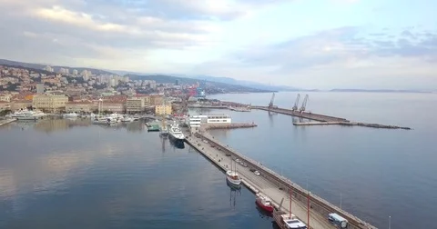 Rijeka harbor Vidéo 84724322