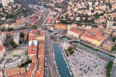 Rijeka Townscape 動画素材 103792754