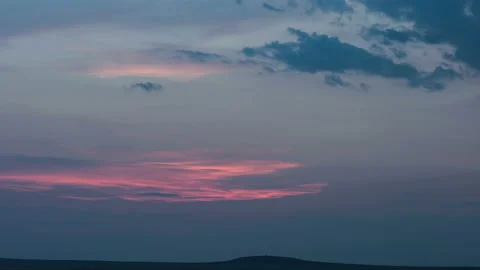 Rimson sunset in the steppe Video stock 91588299
